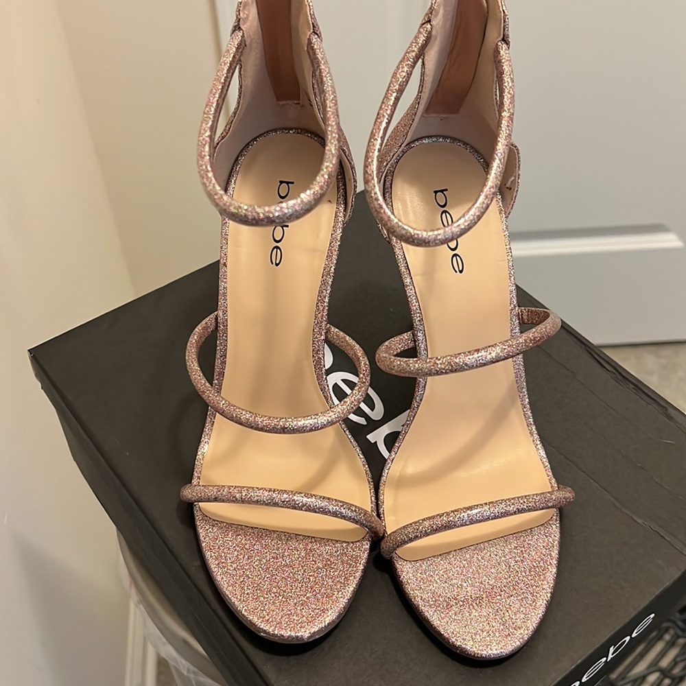 BeBe shoes - Picture 2 of 5